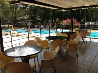 Salão com Piscina
